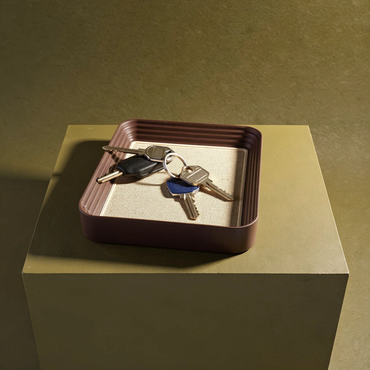 The Valet Tray in Chocolate Brown with Ivory